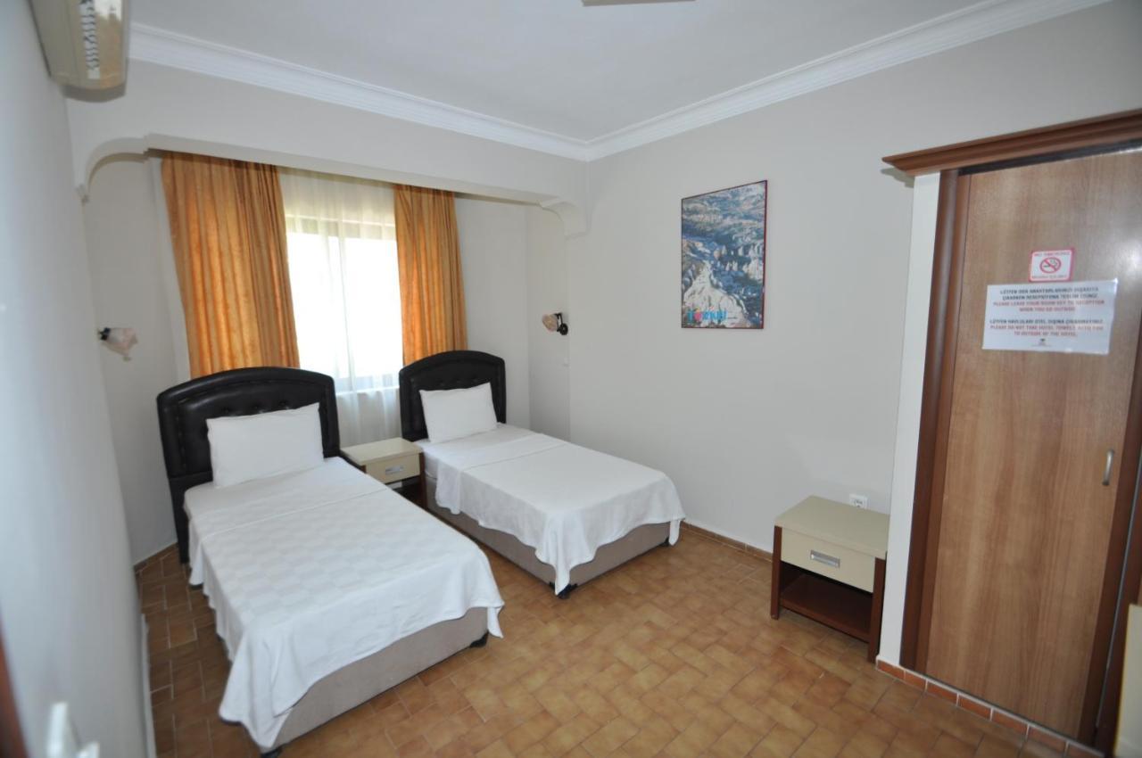 מרמריס Defne & Zevkim Hotel מראה חיצוני תמונה