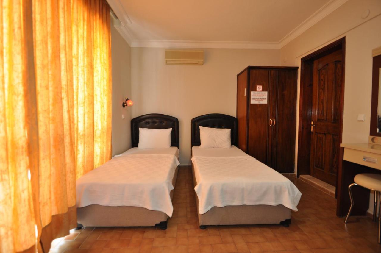 מרמריס Defne & Zevkim Hotel מראה חיצוני תמונה