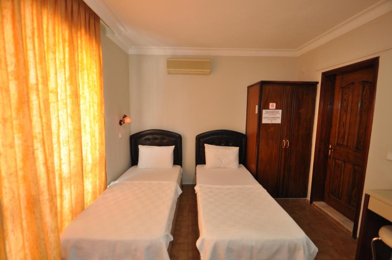 מרמריס Defne & Zevkim Hotel מראה חיצוני תמונה