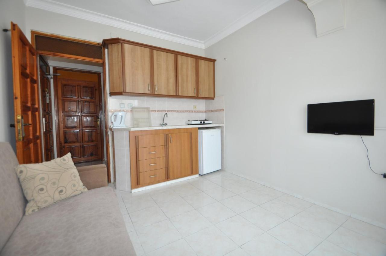 מרמריס Defne & Zevkim Hotel מראה חיצוני תמונה