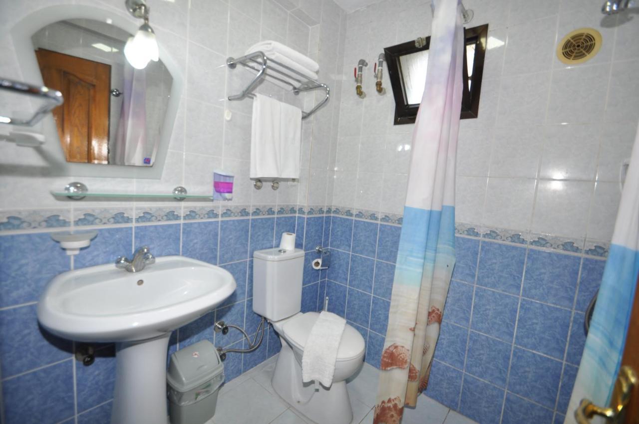 מרמריס Defne & Zevkim Hotel מראה חיצוני תמונה
