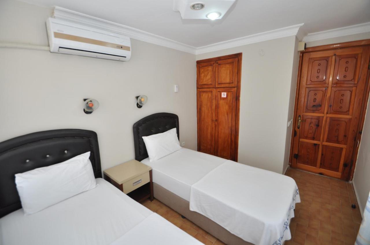 מרמריס Defne & Zevkim Hotel מראה חיצוני תמונה