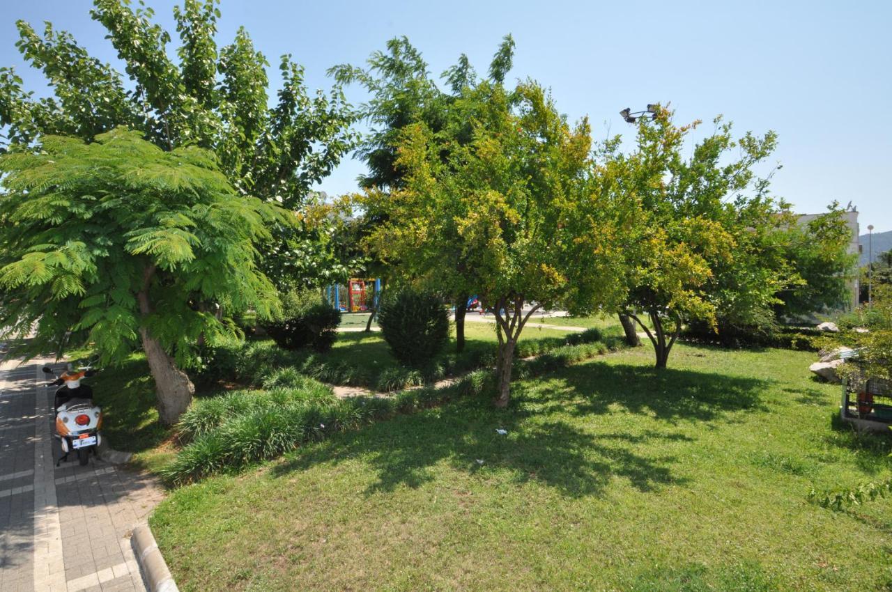 מרמריס Defne & Zevkim Hotel מראה חיצוני תמונה