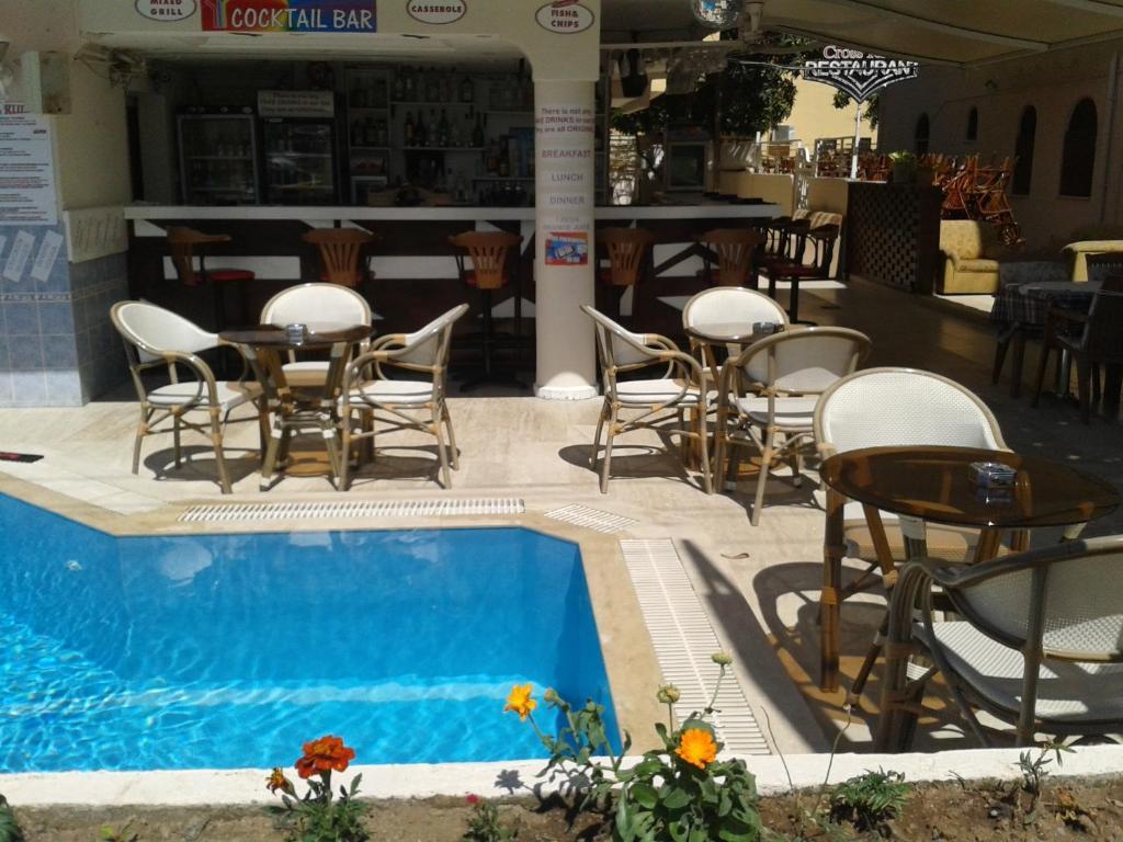 מרמריס Defne & Zevkim Hotel מראה חיצוני תמונה